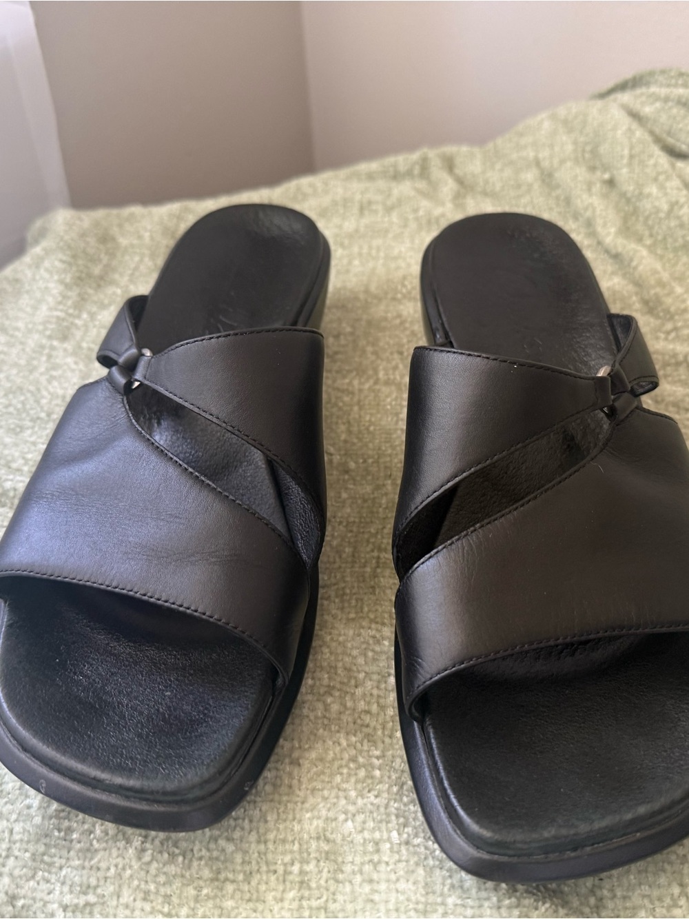 Clarks Black Leather Crossover Slide Sandals